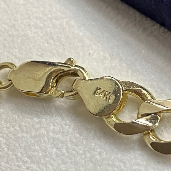 Solid 14 Karat Gold Figaro Bracelet 13 Grams 7.15mm 8inches - Picture 5 of 5